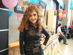 Ketika Irma Dharmawangsa Lepas dari Bayang Andhika dan Chika