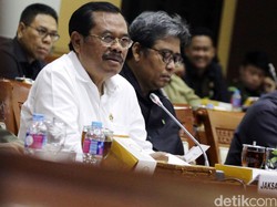 Jaksa Agung Berharap Berkas Ahok Lengkap Saat Dilimpahkan