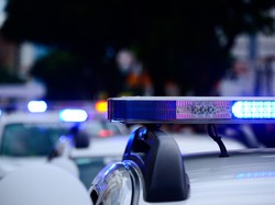 Anggota DPR Dirazia karena Pasang Sirene: Malah Kabur Naik Motor, Mobil-Sopir Ditinggal