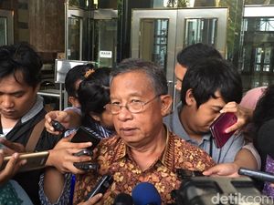 Darmin Nasution: Calo Gas Harus Hilang Per 1 Januari 2017 Darmin Nasution: Calo Gas Harus Hilang Per 1 Januari 2017