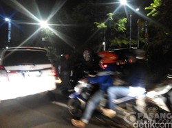 Sedan Terbalik di Jalan HR Rasuna Said, Lalin ke Menteng Sempat Macet