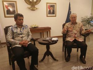 Mendag Minta KPPU Awasi Distribusi Beras, Daging Sapi, dan Gula Mendag Minta KPPU Awasi Distribusi Beras, Daging Sapi, dan Gula