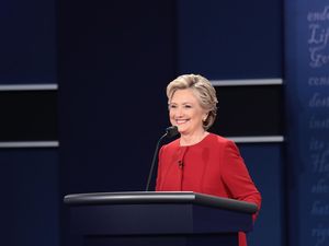 Debat Capres, Hillary Clinton Paling Dicari di Google karena Celana Panjang