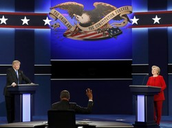 Hillary dan Trump Saling Serang dalam Debat Capres AS Pertama