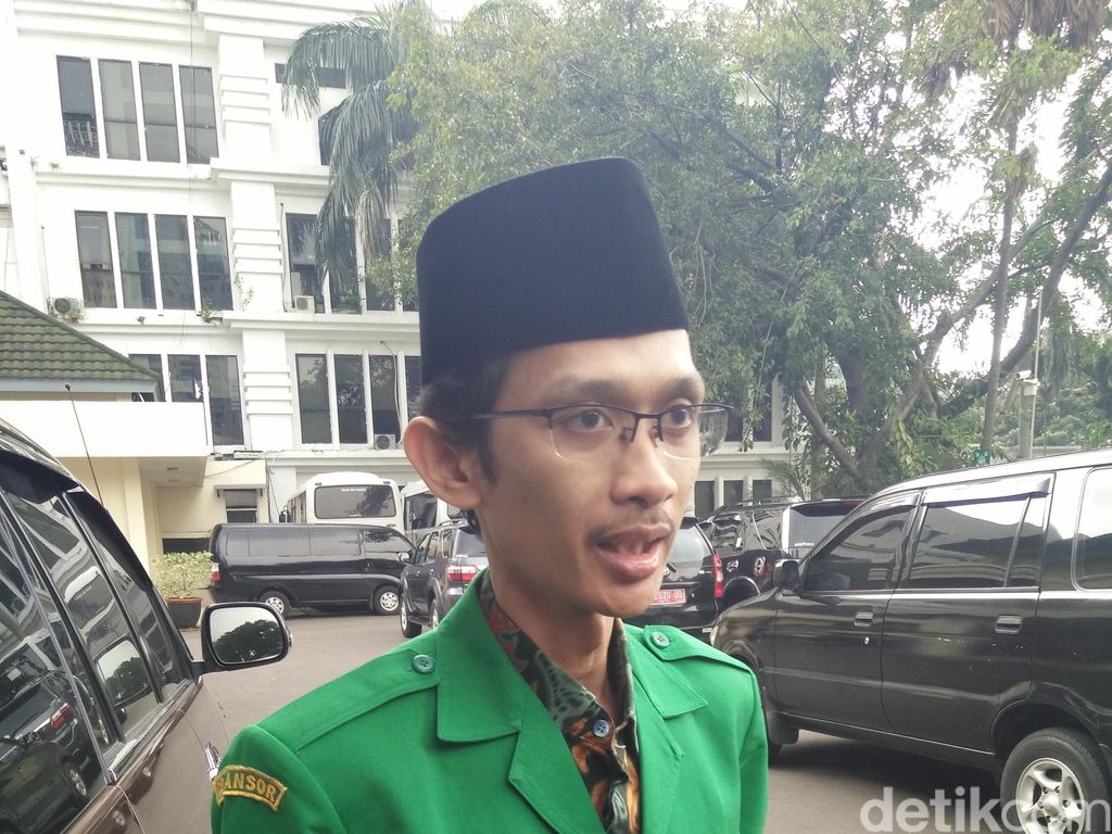 GP Ansor Dorong KNPI Pilih Ketum yang Kuasai Revolusi Industri 4.0 GP Ansor Dorong KNPI Pilih Ketum yang Kuasai Revolusi Industri 4.0