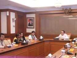 Menaker Hanif akan Segera Urus Asuransi Bagi 2 TKW yang Tewas di Malaysia