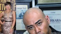 Nirina Zubir Tampil Seksi, Deddy Corbuzier Berkaca-kaca