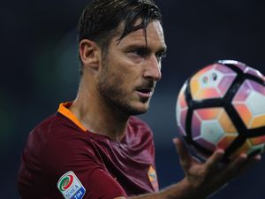 Totti Akan Jadi Direktur Teknik Roma