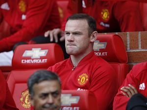 Rooney dan Carrick Perlu Diapresiasi Lebih Besar