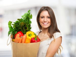 Malas Keluar Rumah? Pesan Saja Sayuran Segar di Sini