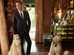 Pesona Tom Hiddleston Jadi Model Gucci Pasca Putus dari Taylor Swift