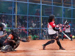 Maju ke Final Sofbol, Tim Putri Jakarta Tunggu Lawan Maju ke Final Sofbol, Tim Putri Jakarta Tunggu Lawan
