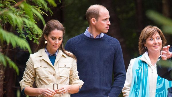 Meski Hujan, Kate Middleton Tetap Stylish saat Kunjungi Kanada