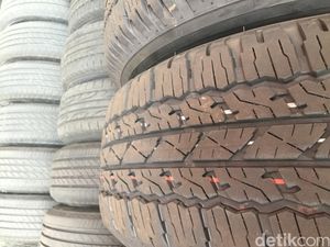 Trans Semarang Kehilangan Ban Cadangan, Diduga Ada Unsur Korupsi Trans Semarang Kehilangan Ban Cadangan, Diduga Ada Unsur Korupsi