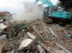 Saat Agus, Ahok, dan Anies Soroti Kemenangan Warga Bukit Duri