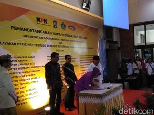 Risma Pernah Diancam Dibunuh saat Ingin Terapkan e-Procurement
