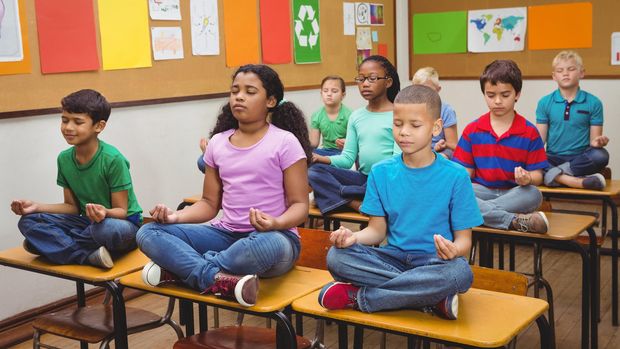 4 Hal tentang Yoga Anak yang Perlu Bunda Tahu/
