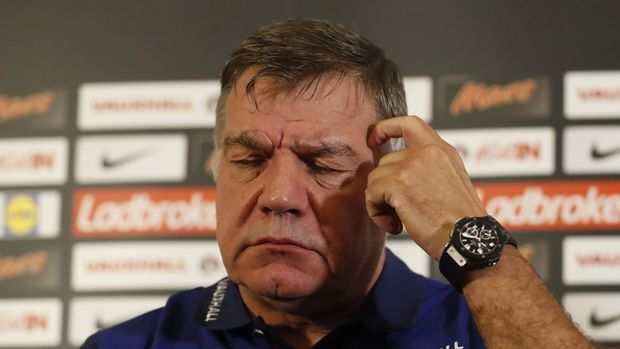 Britain Football Soccer - England - Sam Allardyce Press Conference - St. Georges Park - 29/8/16 England manager Sam Allardyce during the press conference Action Images via Reuters / Carl Recine Livepic EDITORIAL USE ONLY.