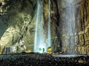 Gua Bawah Tanah di Inggris yang Hanya Dibuka 2 Kali Setahun