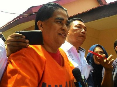 MA Vonis Dimas Kanjeng Pembunuh dan Pengganda Uang 18 Tahun Bui