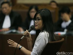 Berlangsung 2 Hari, Akhirnya Pledoi Jessica Rampung Dibacakan Berlangsung 2 Hari, Akhirnya Pledoi Jessica Rampung Dibacakan