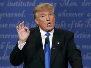 Obama Sebut Kerusakan Abadi Akan Terjadi Jika Donald Trump Menangi Pilpres AS Obama Sebut Kerusakan Abadi Akan Terjadi Jika Donald Trump Menangi Pilpres AS