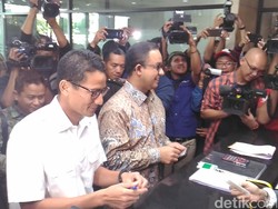 Usai Lapor LHKPN, Sandiaga Bicara Soal Reklamasi dan Anies Singgung Bukit Duri