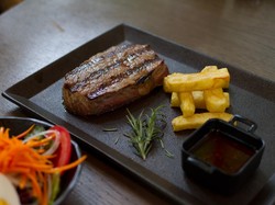 Tasting Table Sajikan Hidangan Argentina Racikan Chef Pancho Suarez