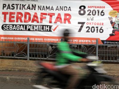 Begini Penampakan Spanduk Pilkada DKI Jakarta