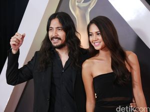 Mall dan Rumah Tempat Pacaran Aurelie Moeremans dan Ello