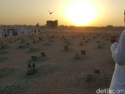 Menjelajahi Madinah Sambil Beribadah