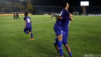 Para pemain Jabar merayakan kemenangan.