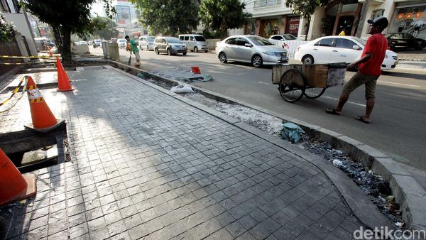 Pedestrian Jalan Melawai Dipercantik dan Lebih Lebar