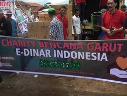 E-Dinar Coin Jalankan Program Helping Hand EDINAR untuk Bantu Korban Banjir Garut