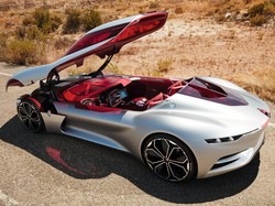 Unik, Buka Pintu Mobil Ini Bersama dengan Atap-atapnya