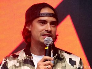 Pertama Main Film Action, Ashraf Sinclair Ketagihan