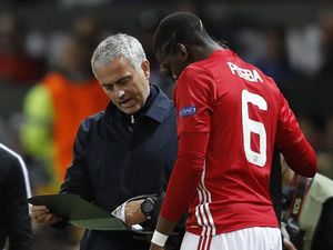 Asisten Salah Beri Info, Mourinho Marah-Marah di Pinggir Lapangan