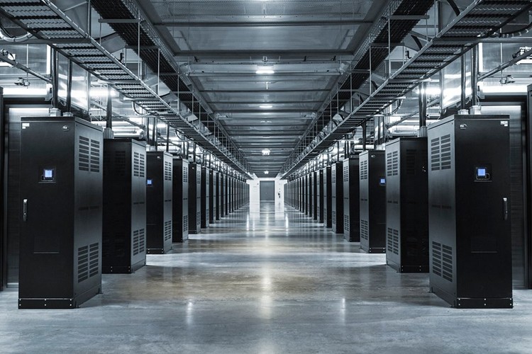Kelaparan Daya: Bagaimana Data Center AI Mengancam Stabilitas Listrik Nasional