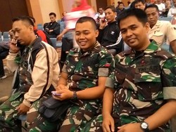 Wakili Atasan, Anggota TNI Ini Antre Tax Amnesty Sejak Pukul 04.00 Subuh