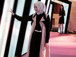 Foto: Gaya Stylish Rina Nose Setelah Berhijab