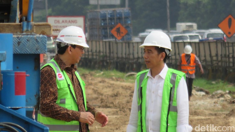Kala Jokowi dan Ahok Kompakan Hindari Angka 2