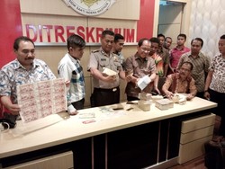 Setor Rp 200 Miliar ke Dimas Kanjeng, Keluarga ini Dapat Kertas dan Emas Palsu
