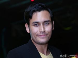 Kisah Seru Arifin Putra Terlibat Pelestarian Harimau Sumatera