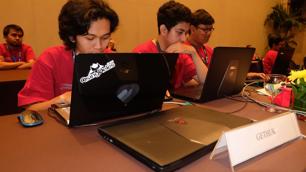 Remaja Belasan Tahun Juarai Kompetisi Hacker Nasional