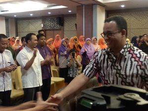 Saat Anies Baswedan Bicara Soal Penanganan Keluarga di Depan Perempuan PKS