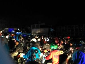 Jalur Sukabumi-Ciawi Macet Parah, Kendaraan Nyaris Tak Bergerak