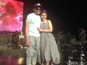 Glenn Fredly Kenang Mike Mohede di Konser Ruth Sahanaya