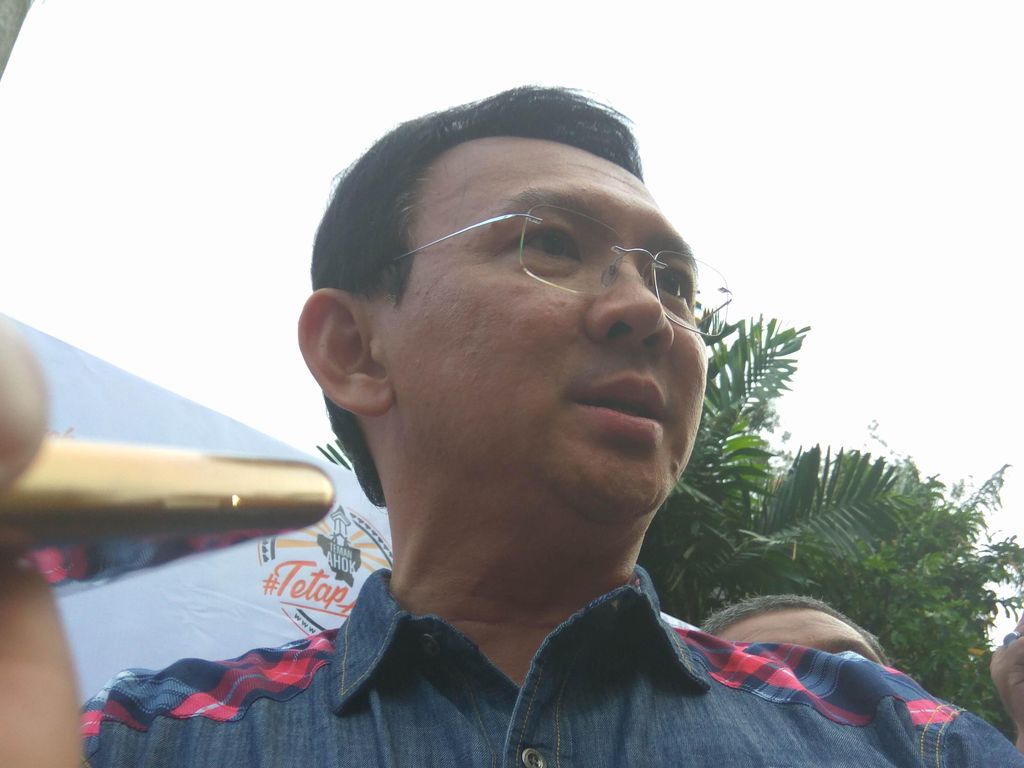 Atasi Banjir Kemang, Ahok: Tahun Ini Kami Bongkar Bangunan Tanpa Sertifikat Atasi Banjir Kemang, Ahok: Tahun Ini Kami Bongkar Bangunan Tanpa Sertifikat