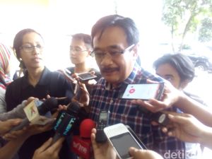 Djarot: Atribut Kampanye Jangan Bikin Kotor, Kumuh, dan Sakiti Pohon