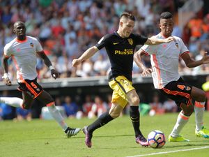 Diwarnai Dua Penalti yang Gagal, Atletico Tundukkan Valencia 2-0